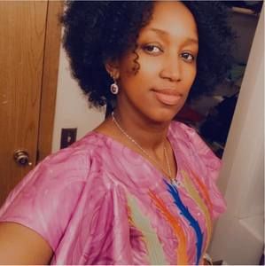 Meet your Posher, Aicha